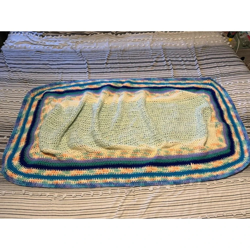Handmade Vintage Crochet Afghan Pastel Throw Sofa Bench Chair Cover Oval 51